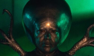 INVADERS FROM MARS. Paranoid SCIENCE FICTION that will make you afraid to fall asleep